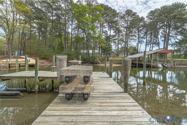 193 Deep Water Ln, Reedville, VA 22539