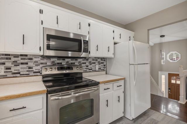 965 Evergreen Trail, Blaine, MN 55014