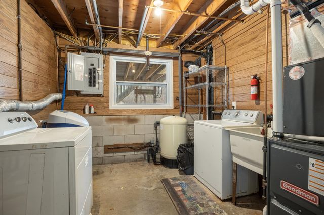 965 Evergreen Trail, Blaine, MN 55014