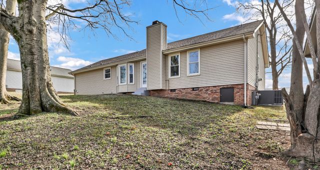 735 Jace Dr, Clarksville, TN 37040