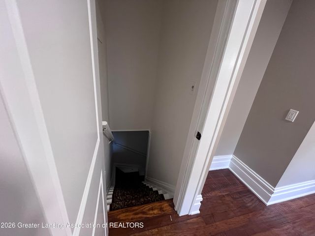 908 N Capitol Avenue, Lansing, MI 48906