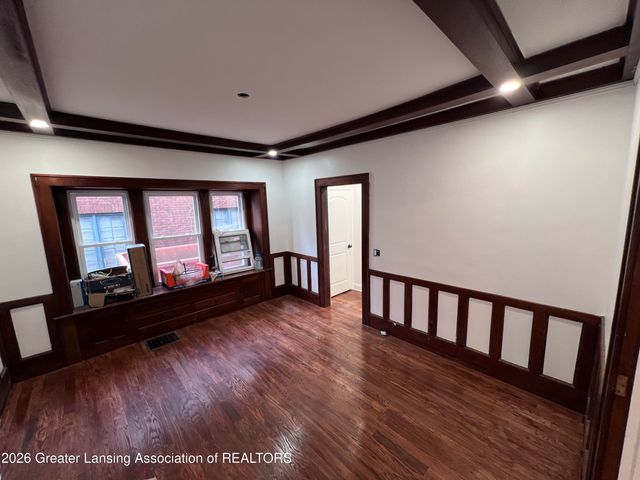 908 N Capitol Avenue, Lansing, MI 48906