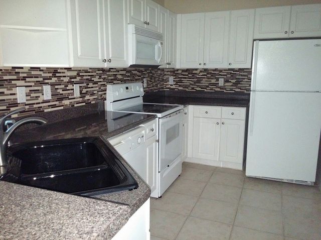 2298 57th Circle 2298, Vero Beach, FL 32966