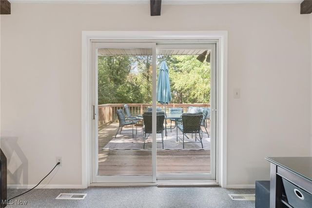 8604 Ottawa Drive, Brecksville, OH 44141