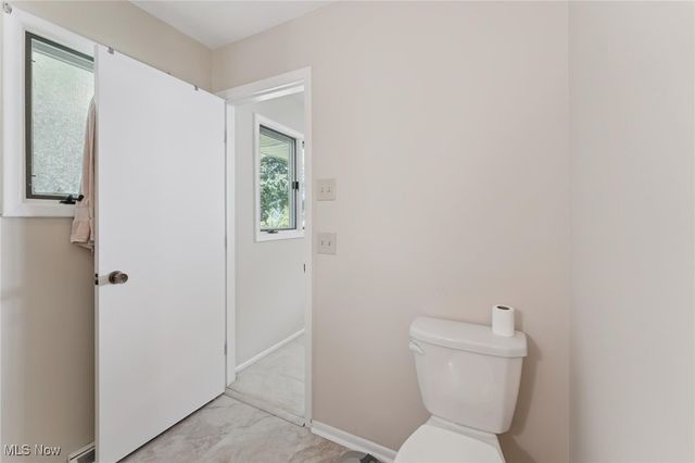 8604 Ottawa Drive, Brecksville, OH 44141