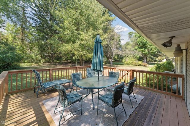 8604 Ottawa Drive, Brecksville, OH 44141