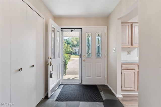 8604 Ottawa Drive, Brecksville, OH 44141