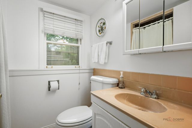 783 Green Briar Lane, Lake Forest, IL 60045