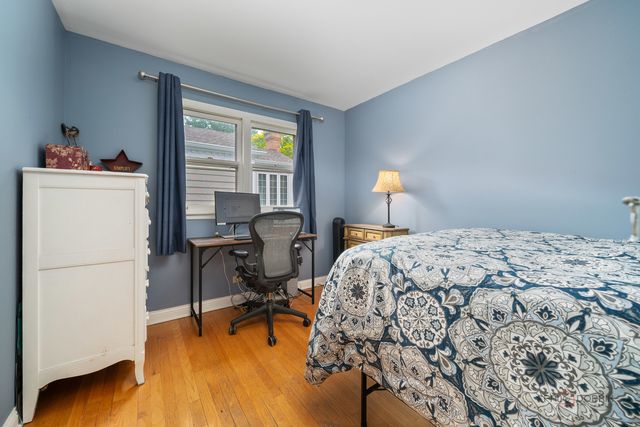 783 Green Briar Lane, Lake Forest, IL 60045