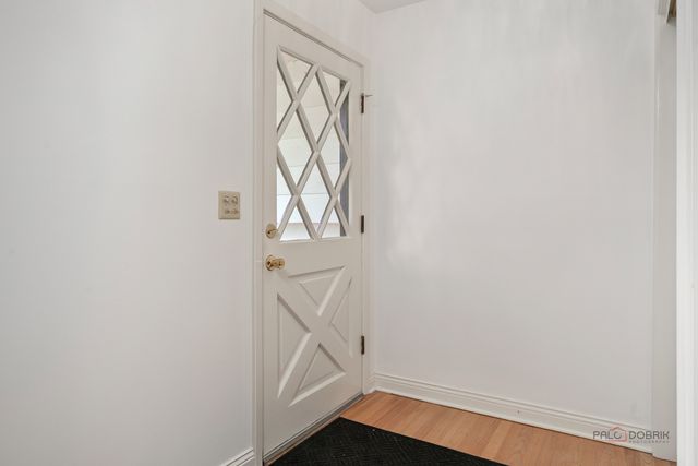 783 Green Briar Lane, Lake Forest, IL 60045