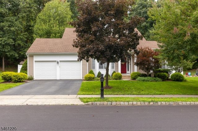 102 Connelly Ave, Mount Olive Twp., NJ 07828