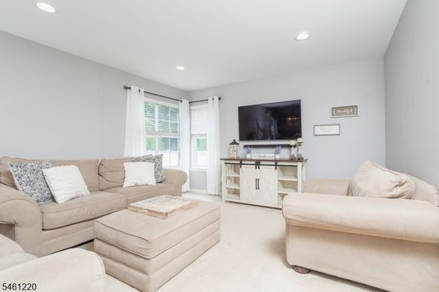 102 Connelly Ave, Mount Olive Twp., NJ 07828