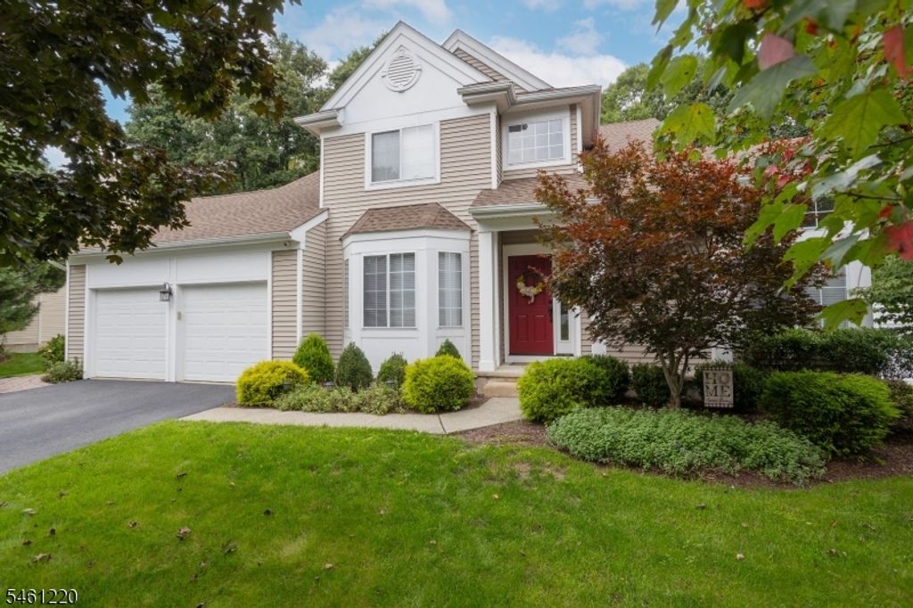 102 Connelly Ave, Mount Olive Twp., NJ 07828