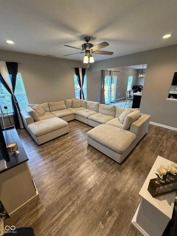 9118 Tansel Creek Drive, Indianapolis, IN 46234