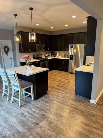 9118 Tansel Creek Drive, Indianapolis, IN 46234