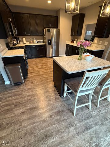 9118 Tansel Creek Drive, Indianapolis, IN 46234
