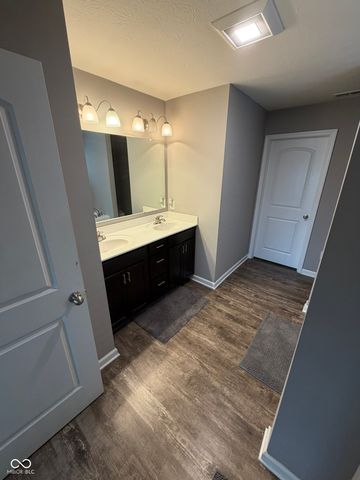 9118 Tansel Creek Drive, Indianapolis, IN 46234