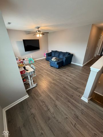 9118 Tansel Creek Drive, Indianapolis, IN 46234