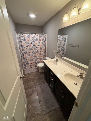 9118 Tansel Creek Drive, Indianapolis, IN 46234
