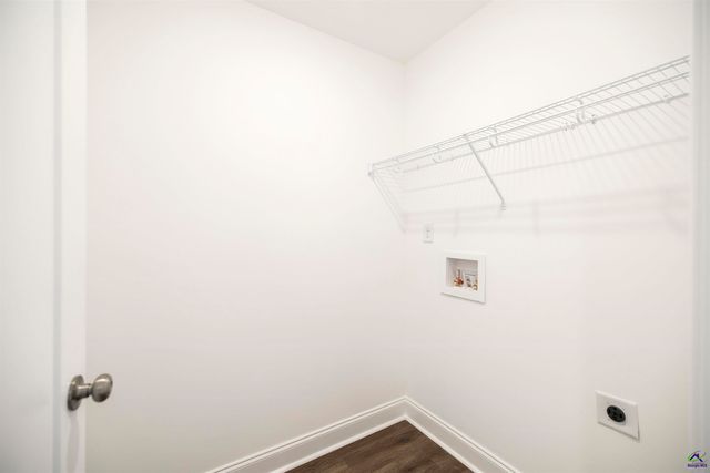 200 Collins Estate Avenue, Centerville, GA 31028