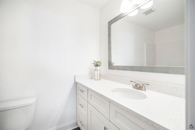 200 Collins Estate Avenue, Centerville, GA 31028