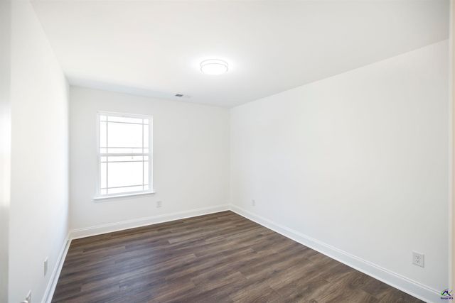 200 Collins Estate Avenue, Centerville, GA 31028