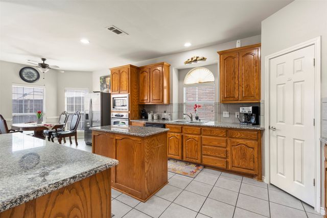 1614 Mammoth Drive, Allen, TX 75002
