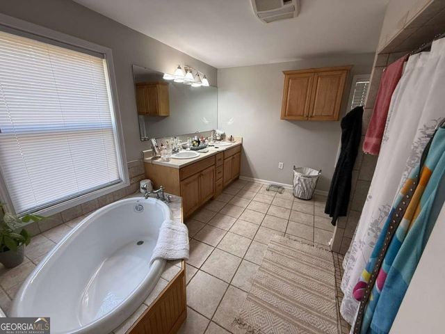 403 S Sequoyah Circle NE, Calhoun, GA 30701