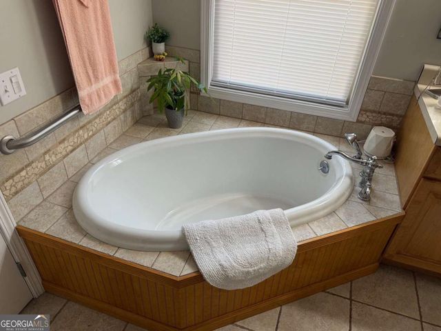 403 S Sequoyah Circle NE, Calhoun, GA 30701