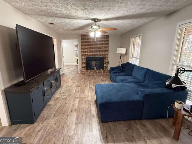 403 S Sequoyah Circle NE, Calhoun, GA 30701