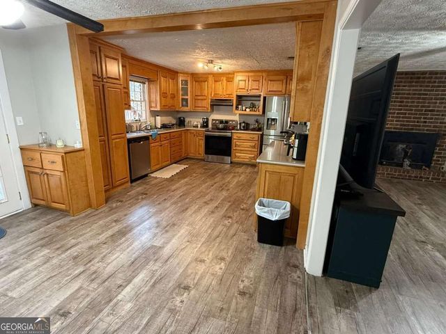 403 S Sequoyah Circle NE, Calhoun, GA 30701