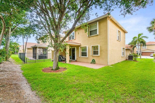 7890 Jewelwood Drive, Boynton Beach, FL 33437