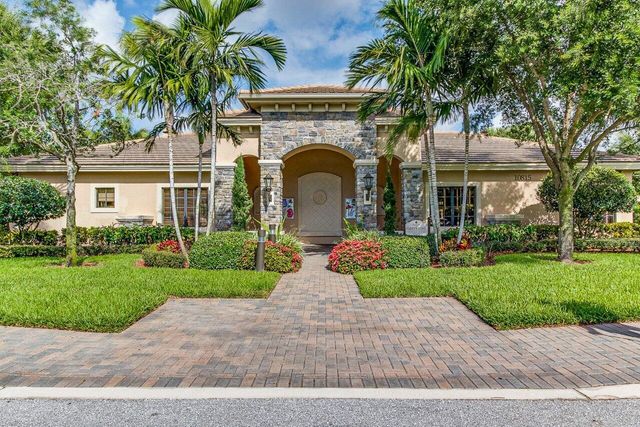 7890 Jewelwood Drive, Boynton Beach, FL 33437