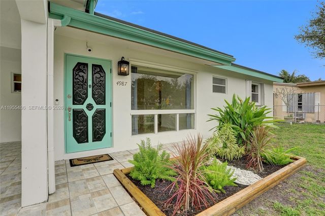 4987 SW 25th Ave, Dania Beach, FL 33312