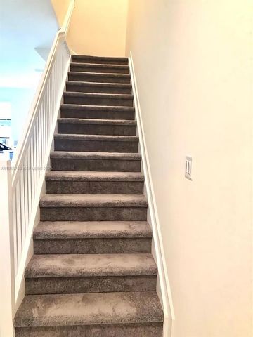 3276 W 106th Ter 3276, Hialeah, FL 33018