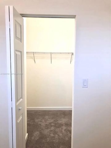 3276 W 106th Ter 3276, Hialeah, FL 33018