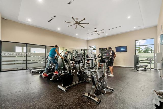 3276 W 106th Ter 3276, Hialeah, FL 33018