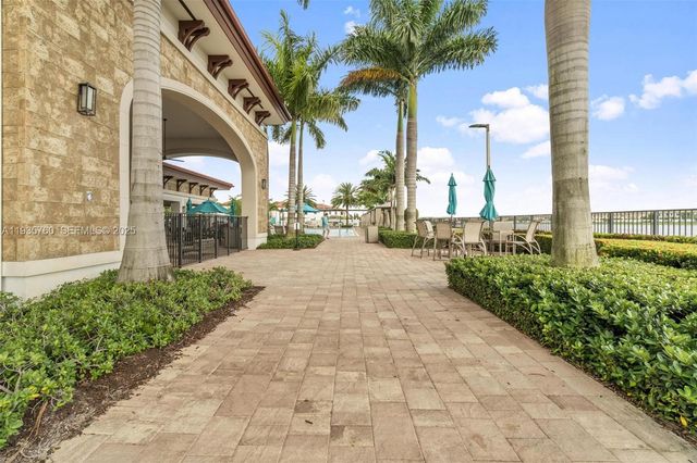 3276 W 106th Ter 3276, Hialeah, FL 33018