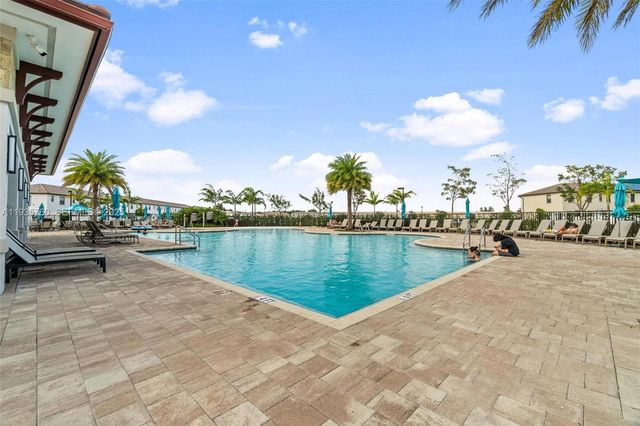 3276 W 106th Ter 3276, Hialeah, FL 33018