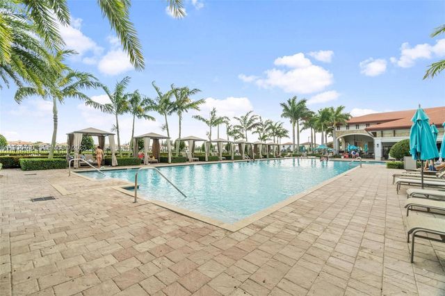 3276 W 106th Ter 3276, Hialeah, FL 33018