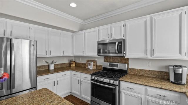 1428 Roadrunner Drive, Corona, CA 92881