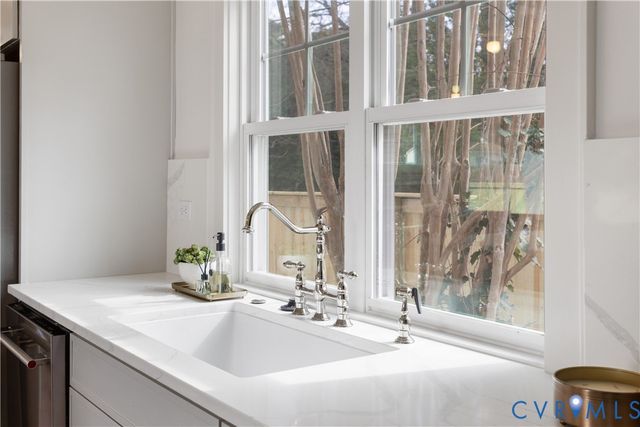 6418 Kensington Ave, Richmond, VA 23226