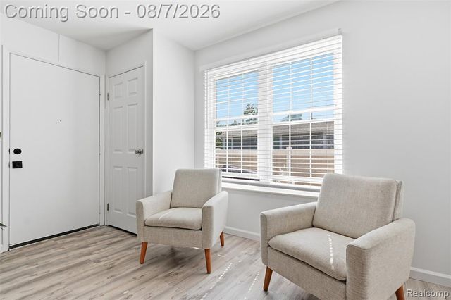 39625 Village Wood Lane, Novi, MI 48375