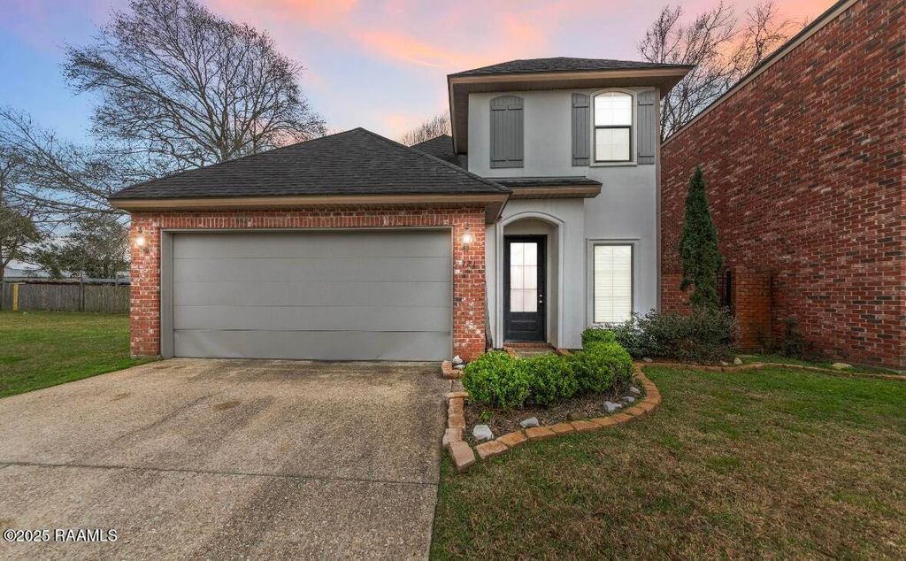 121 Chimney Rock Boulevard, Lafayette, LA 70508