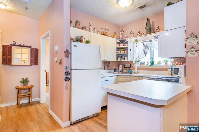 308 Brittany 308, Wayne, NJ 07470