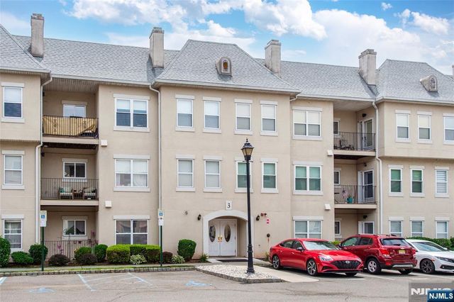 308 Brittany 308, Wayne, NJ 07470