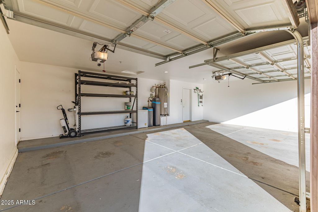Image 52 of property listing at 11140 E WHITE FEATHER Lane, Scottsdale, AZ 85262