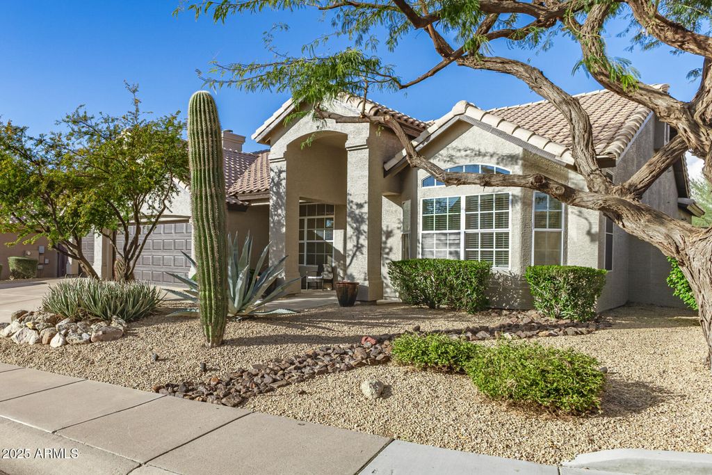 Image 67 of property listing at 11140 E WHITE FEATHER Lane, Scottsdale, AZ 85262