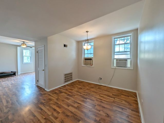 1825 N Kedzie Avenue 1, Chicago, IL 60647