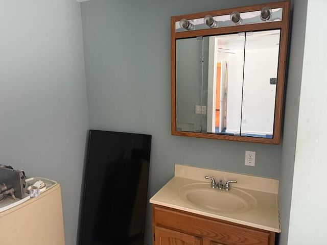 4095 E Shore Drive, Stanton, MI 48888